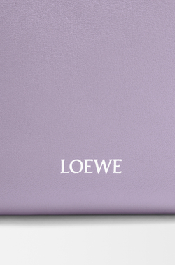 Loewe Сумка-мешок Pebble из гладкой телячьей кожи, сиреневый
