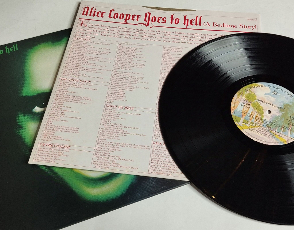 Винтажная виниловая пластинка LP Alice Cooper Goes To Hell (UK 1976)
