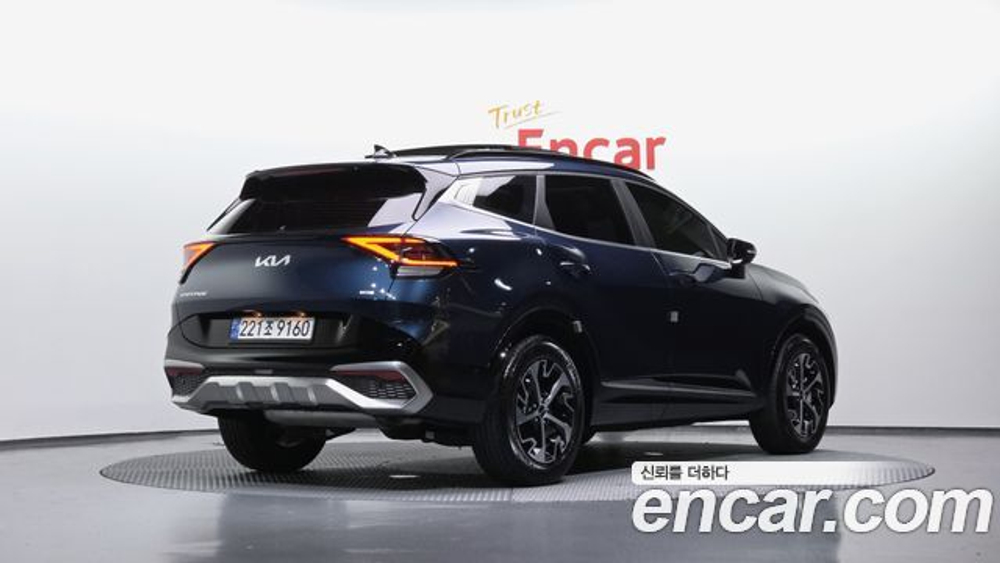 KIA Sportage Signature 2WD — 2022
