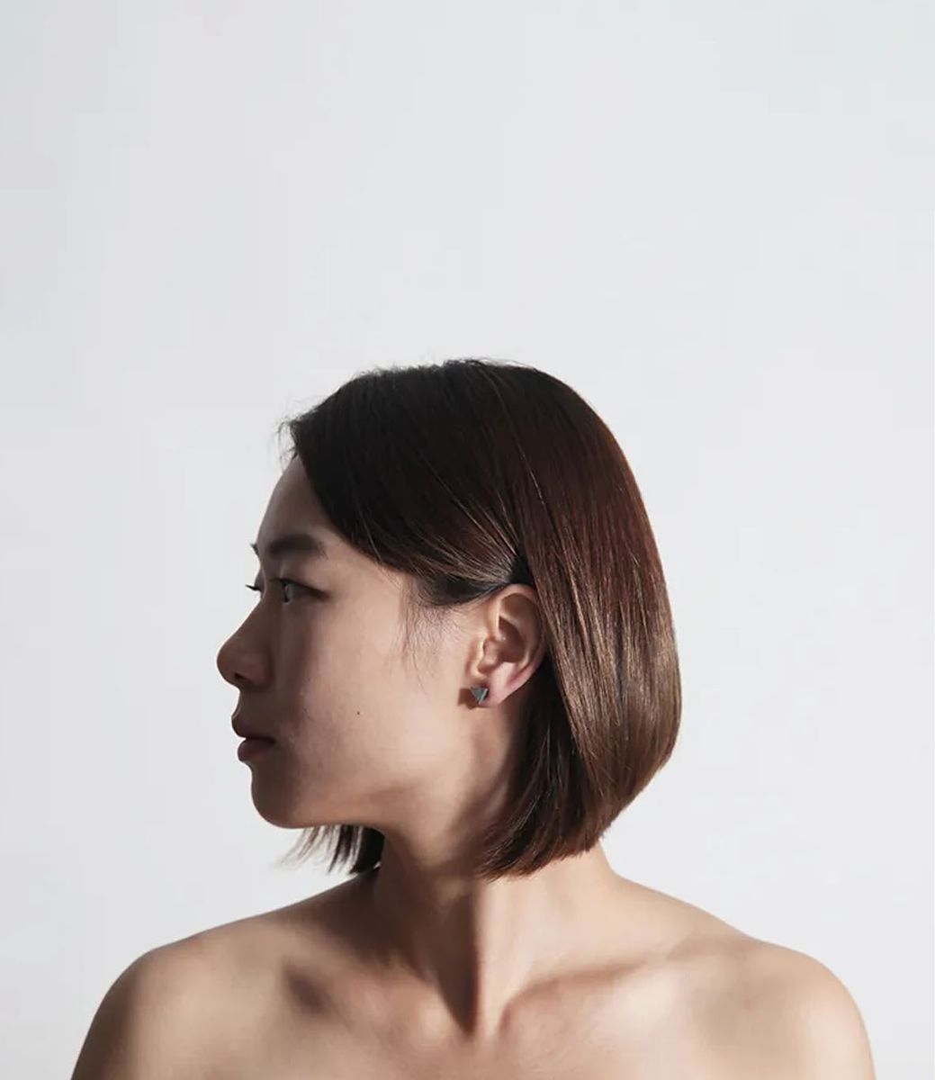 22 Studio Tetrahedron Earring Original — серьги из бетона
