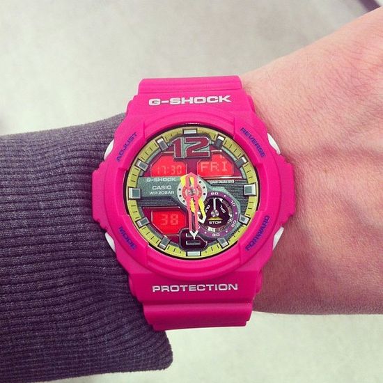 Наручные часы Casio G-Shock GA-310-4ADR
