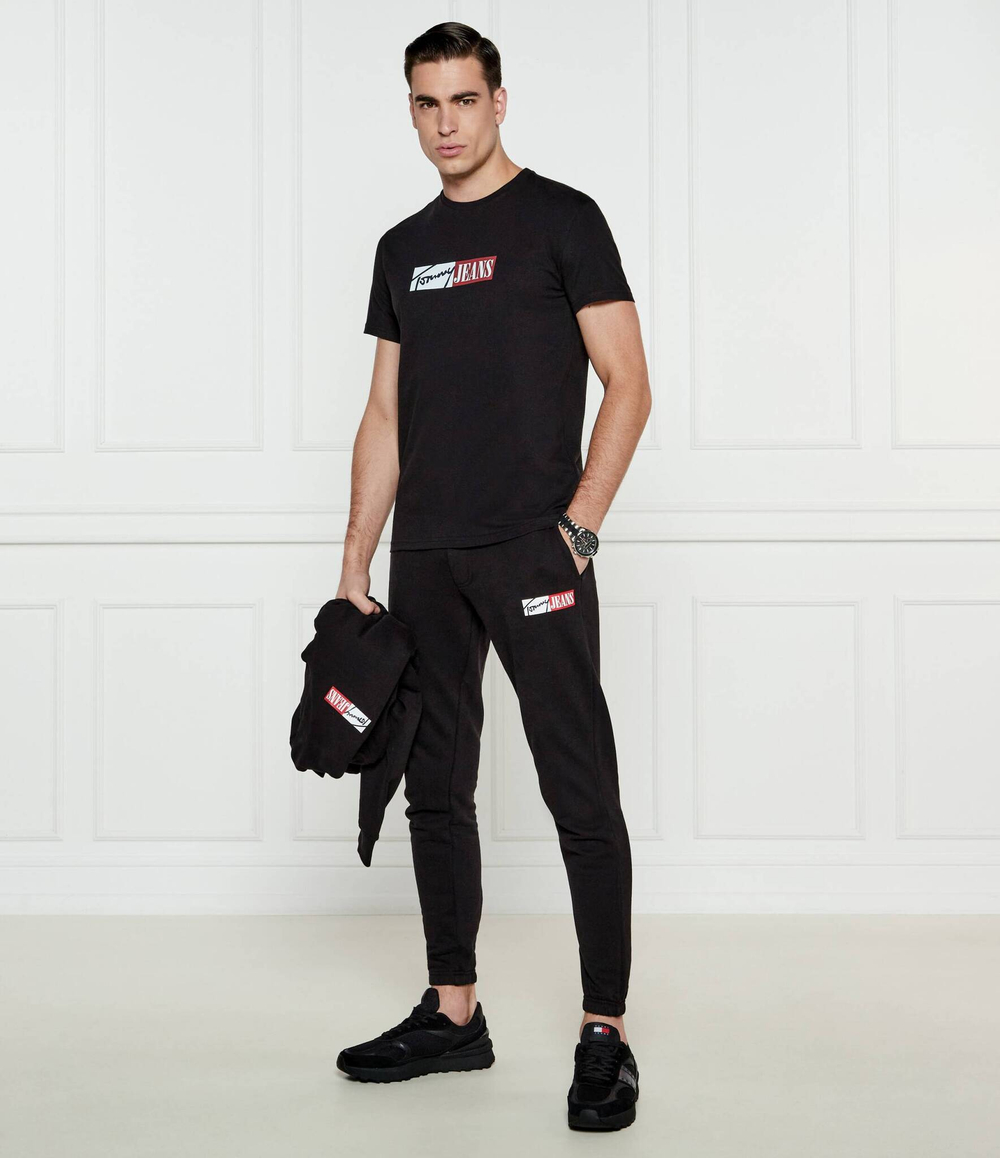 Футболка Tommy Jeans - черный(DM0DM20365)