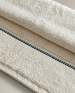 ZARA HOME ПОЛОТЕНЦЕ С ВЫШИТОЙ КАЙМОЙ, СИНИЙ