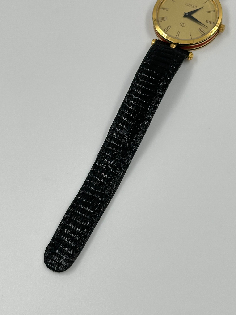 Часы Gucci 3000M