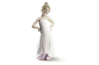 Фигурка 25х11х8см NAO Тапочки с кроликами