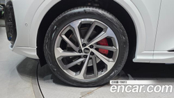 Audi Q5 40 TDI Quattro S Line Black Edition — 2025