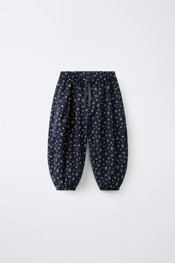 ZARA БРЮКИ БУФФАНТ С ЦВЕТОЧНЫМ ПРИНТОМ, ЧЕРНЫЙ