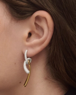 Серьги Pav Twist Hoops серебро 925 пробы покрытое золотом