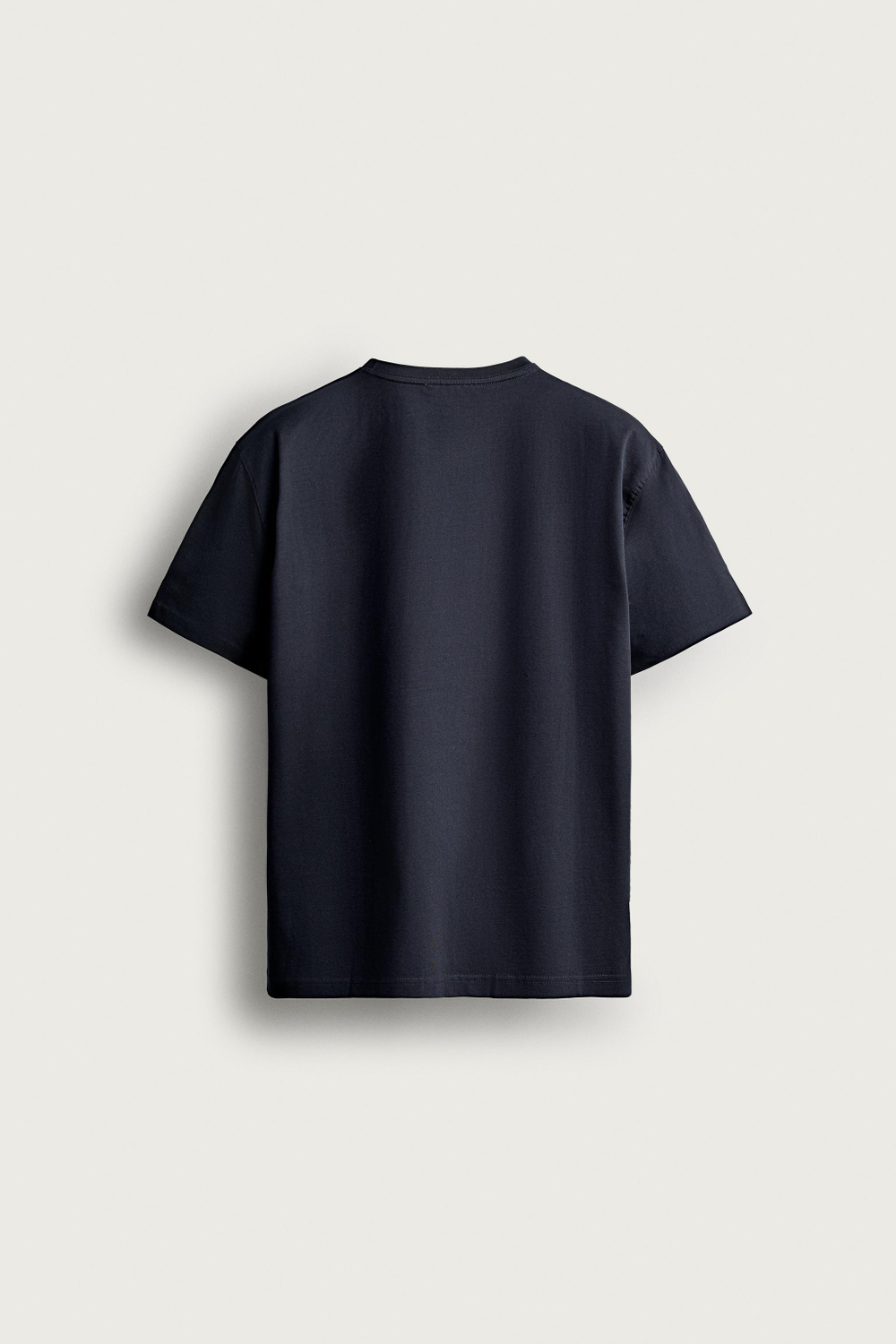 БАЗОВАЯ ФУТБОЛКА MEDIUM WEIGHT /02 — ZARA