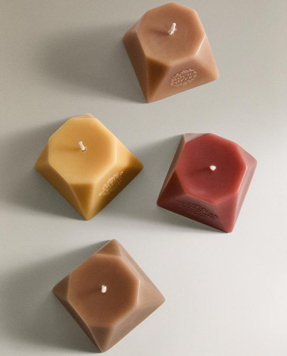 ZARA HOME НАБОР АРОМАТИЧЕСКИХ СВЕЧЕЙ GOURMET (4 ШТ.)