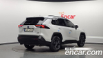 Toyota RAV4 2.5 2WD Hybrid XLE — 2024