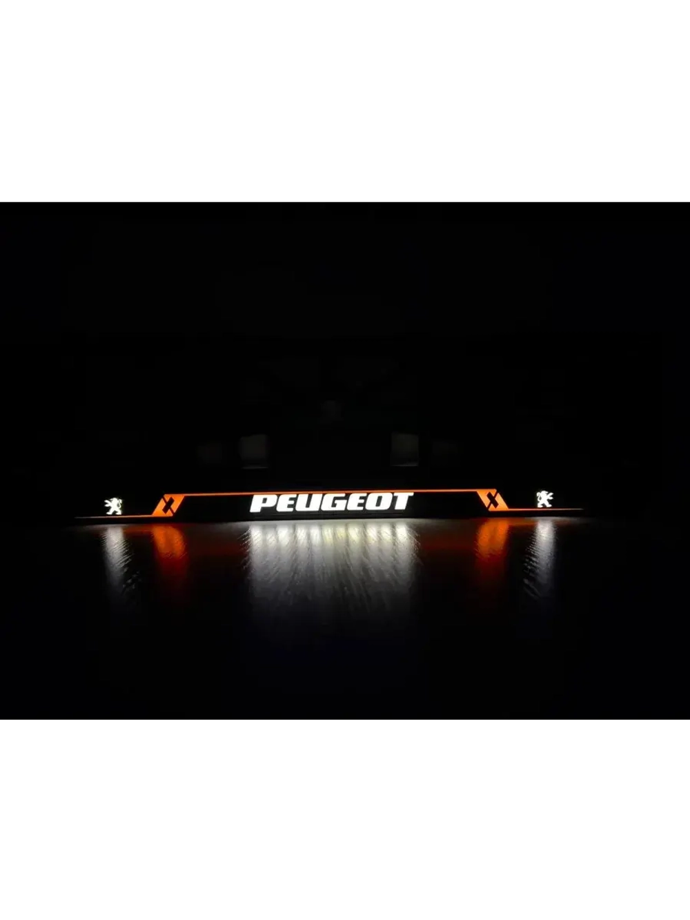 Рамка для номера с подсветкой RL. Peugeot.