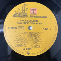 Винтажная виниловая пластинка LP Frank Sinatra, His Greatest Hits (New York New York) Strangers In The Night (Германия 1983)