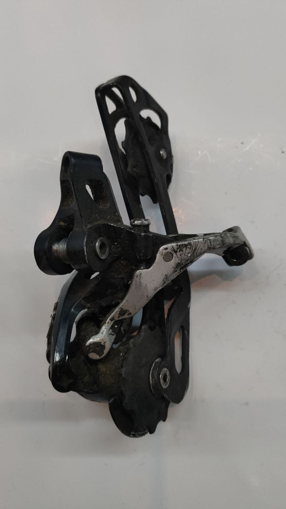 Переключатель на велосипед Shimano Deore XT RD-M781 (задний) z0095