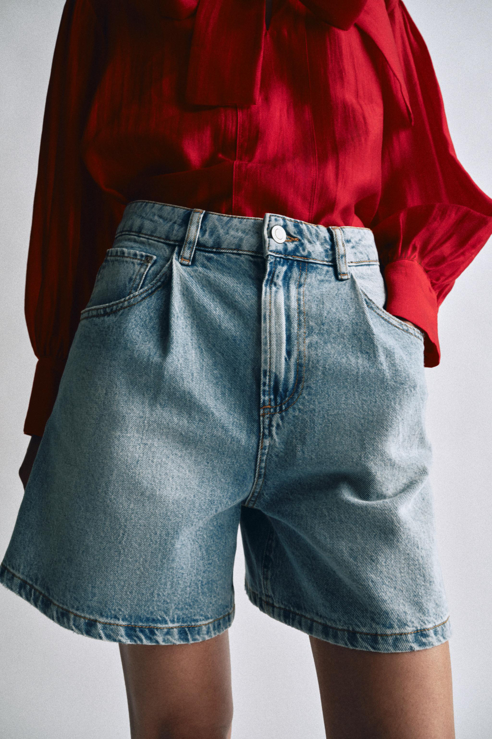 ДЕНИМОВЫЕ ШОРТЫ С ВЫСОКОЙ ПОСАДКОЙ — ZW COLLECTION — ZARA