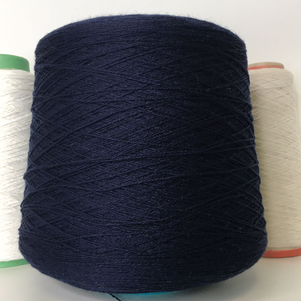 SA01-762760 - Todd & Duncan; 100% кашемир; 1400м/100гр; цвет: чёрно-синий Nero Navy. Только бобинки 118 и 180гр.