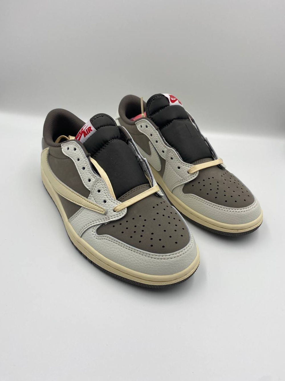 Air Jordan 1 Low OG Travis Scott Reverse Mocha