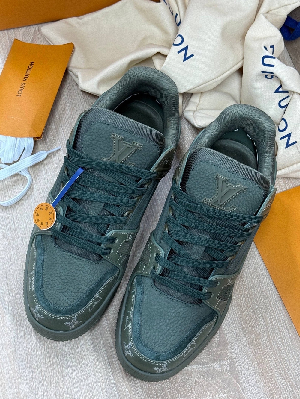 Кроссовки Louis Vuitton Trainer