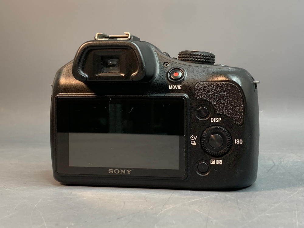 Sony Alpha A3500 Kit 18-55mm 2.084 Кадров