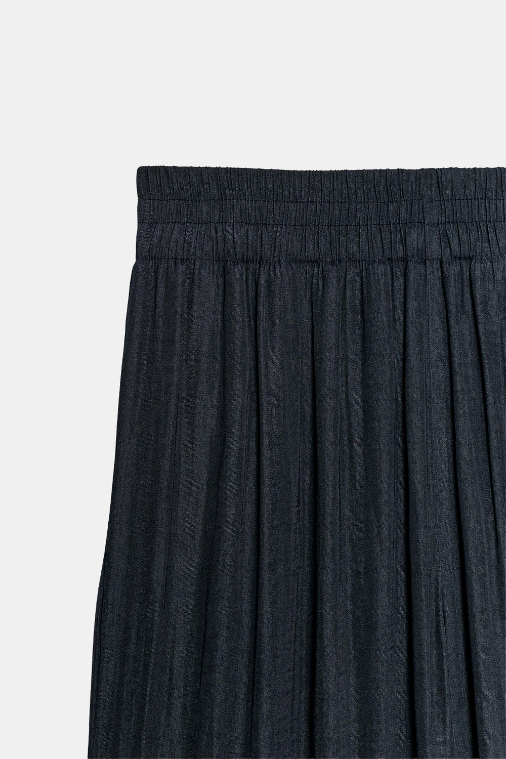ШИРОКИЕ СТРУЯЩИЕСЯ БРЮКИ — ZARA