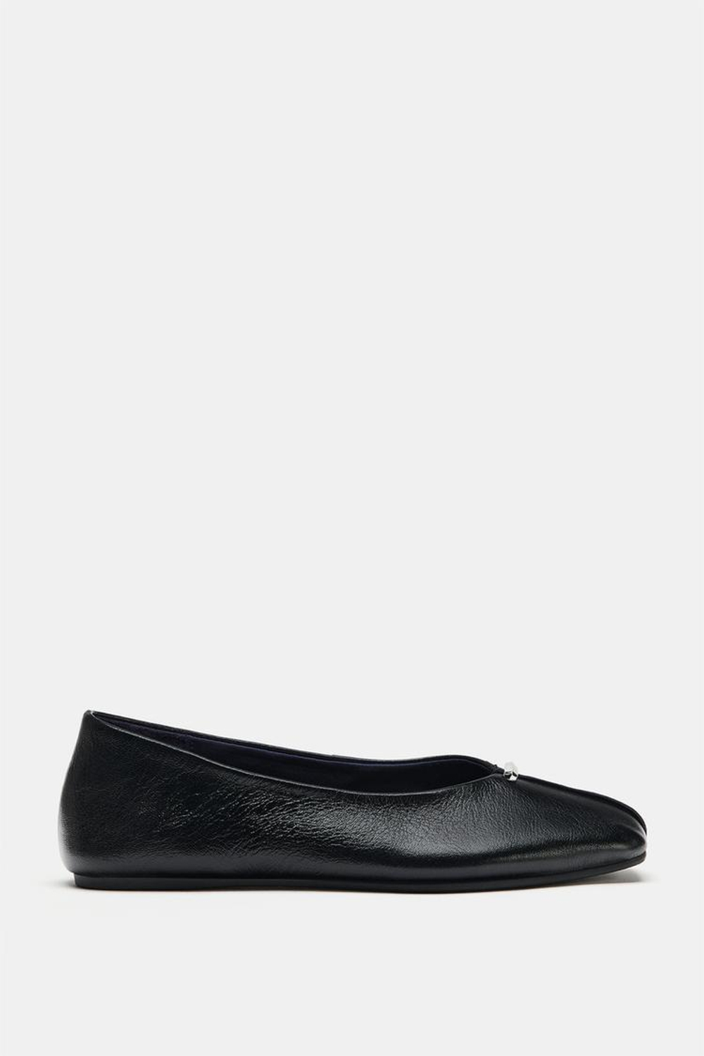 ZARA КОЖАНЫЕ БАЛЕТКИ С МЕТАЛЛИЧЕСКОЙ ДЕТАЛЬЮ, ЧЕРНЫЙ
