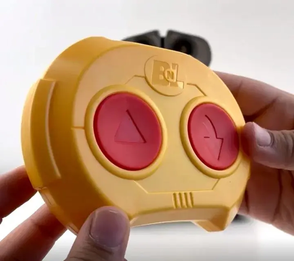 Робот-игрушка Wall-e (Валли) с дистанционным управлением со световыми и звуковыми эффектами
