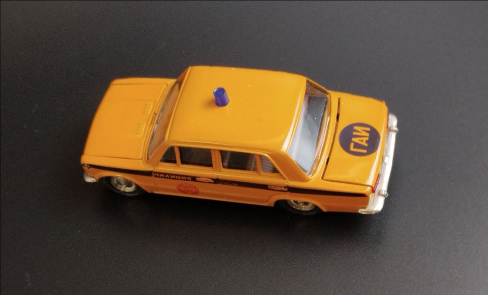 Модель автомобиля "ВАЗ 2101" (ГАИ милиция), масштаб 1:43, металл, пластик, СССР, 1980-1990 гг.