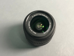 Nikon D3300 kit 18-55 7.700 кадров