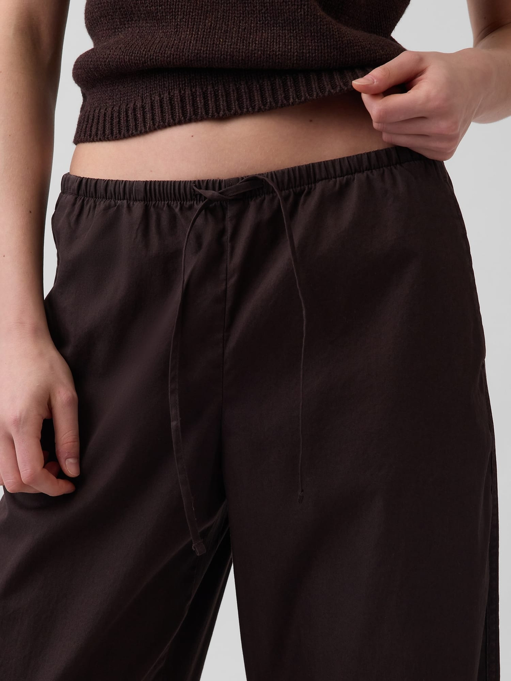Поплиновые легкие бочкообразные брюки - GAP