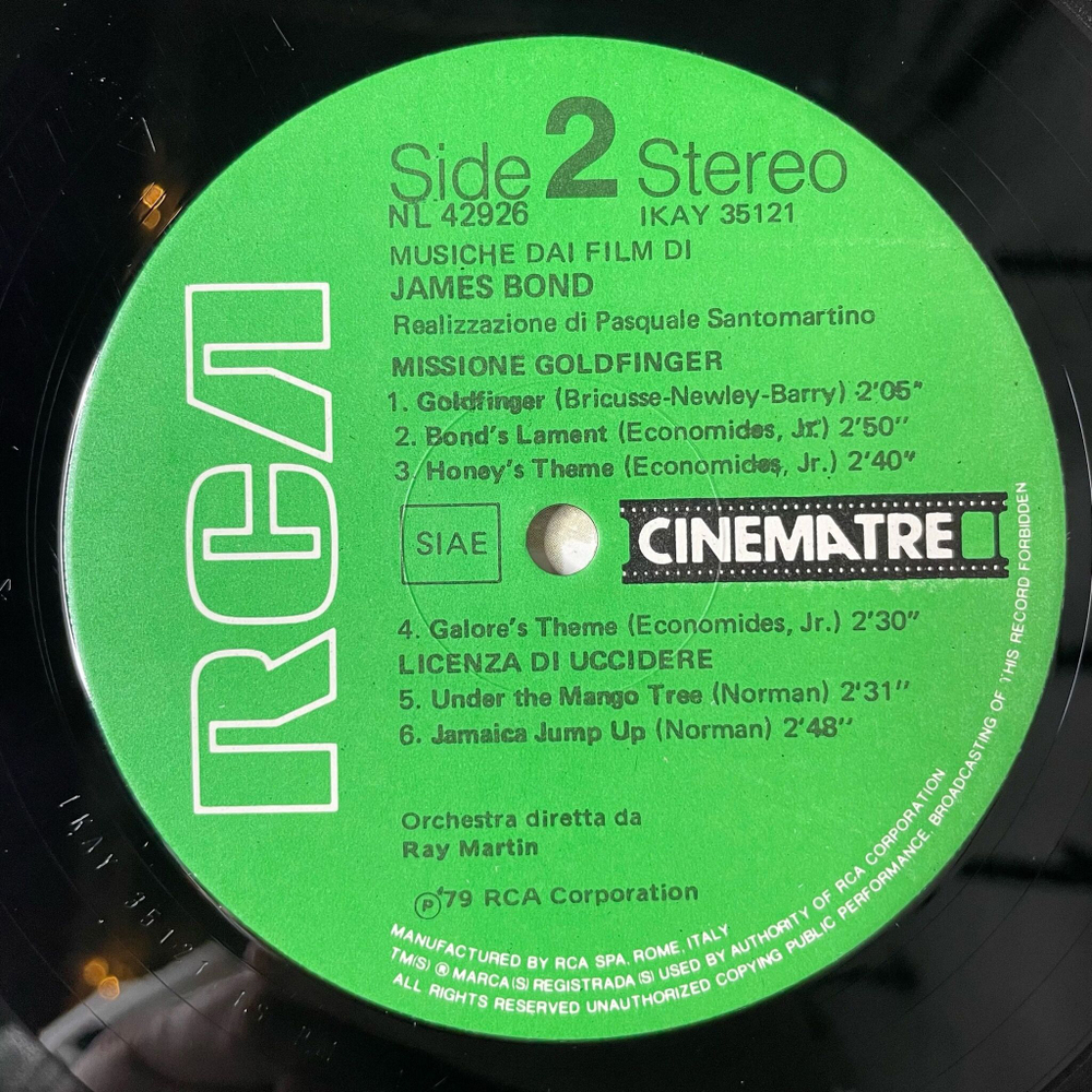 Винтажная виниловая пластинка LP Orchestra Diretta Di Ray Martin Musiche Dai Film Di James Bond 007 (Italy 1979)