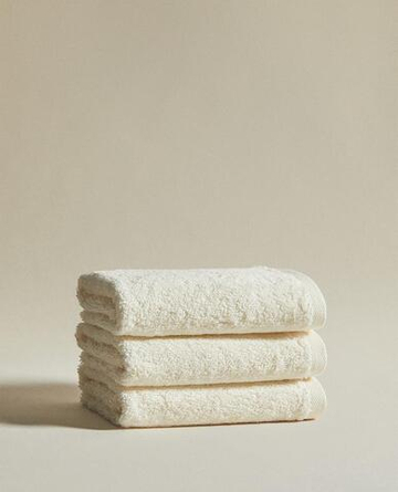 ZARA HOME ПОЛОТЕНЦЕ ИЗ ХЛОПКА ВЫСШЕГО КАЧЕСТВА (НАБОР ИЗ 3 ШТ), ЦЕТ СЛОНОВОЙ КОСТИ