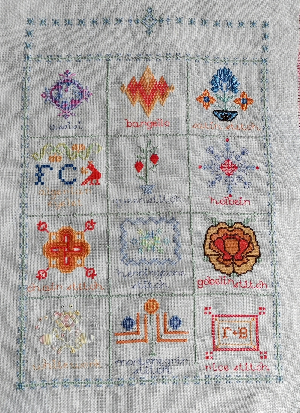 SAL 2022 "Stitches Sampler calendar"