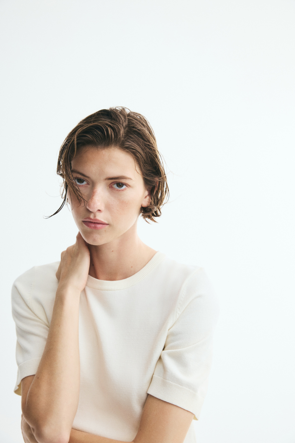 Топ тонкой вязки из вискозы с короткими рукавами - H&M