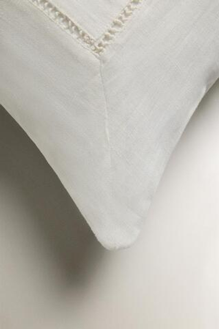 ZARA HOME ОДНОТОННЫЙ ЛЬНЯНОЙ ЧЕХОЛ ДЛЯ ДЕКОРАТИВНОЙ ПОДУШКИ, КРЕМОВЫЙ