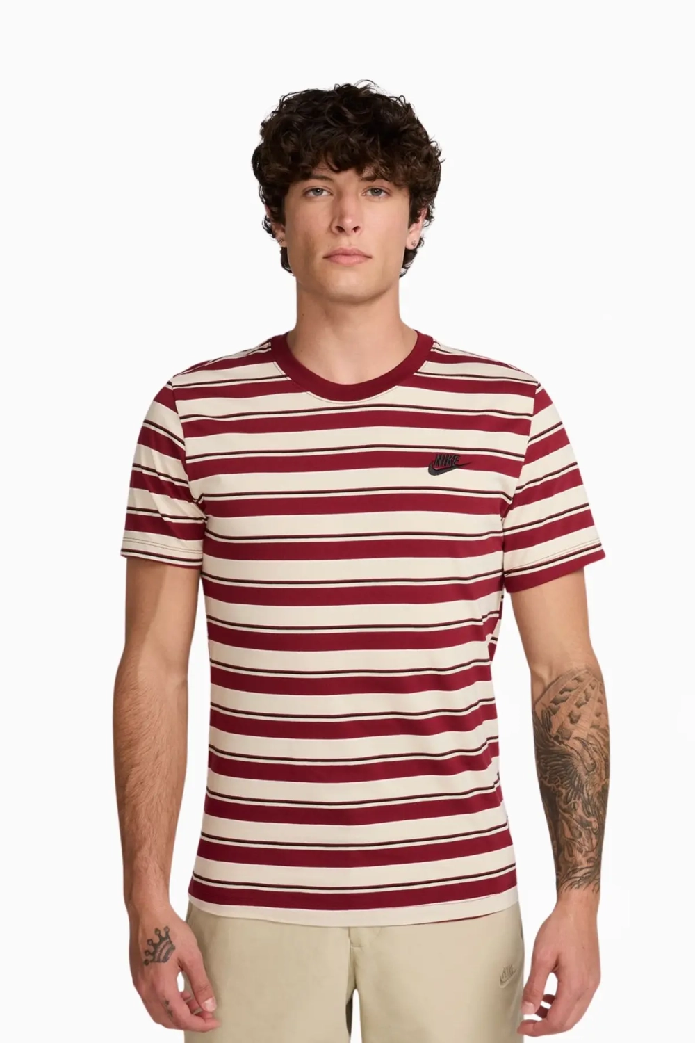 Футболка Nike Sportswear Club