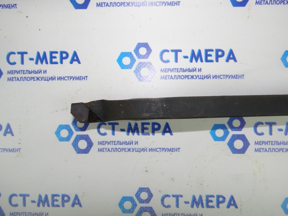 Резец строгальный проходной изогнутый с пластиной из быстрорежущей стали 2171-0755