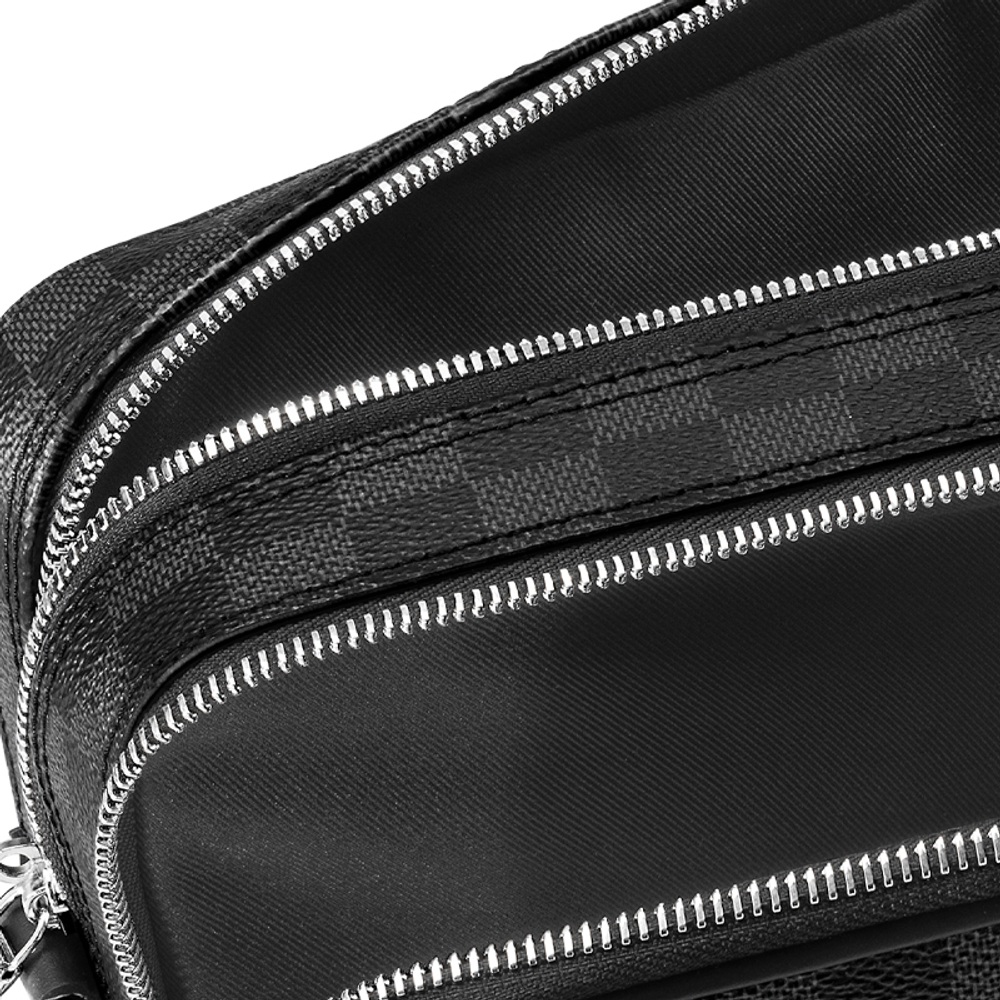 LOUIS VUITTON Porte Documents Voyage