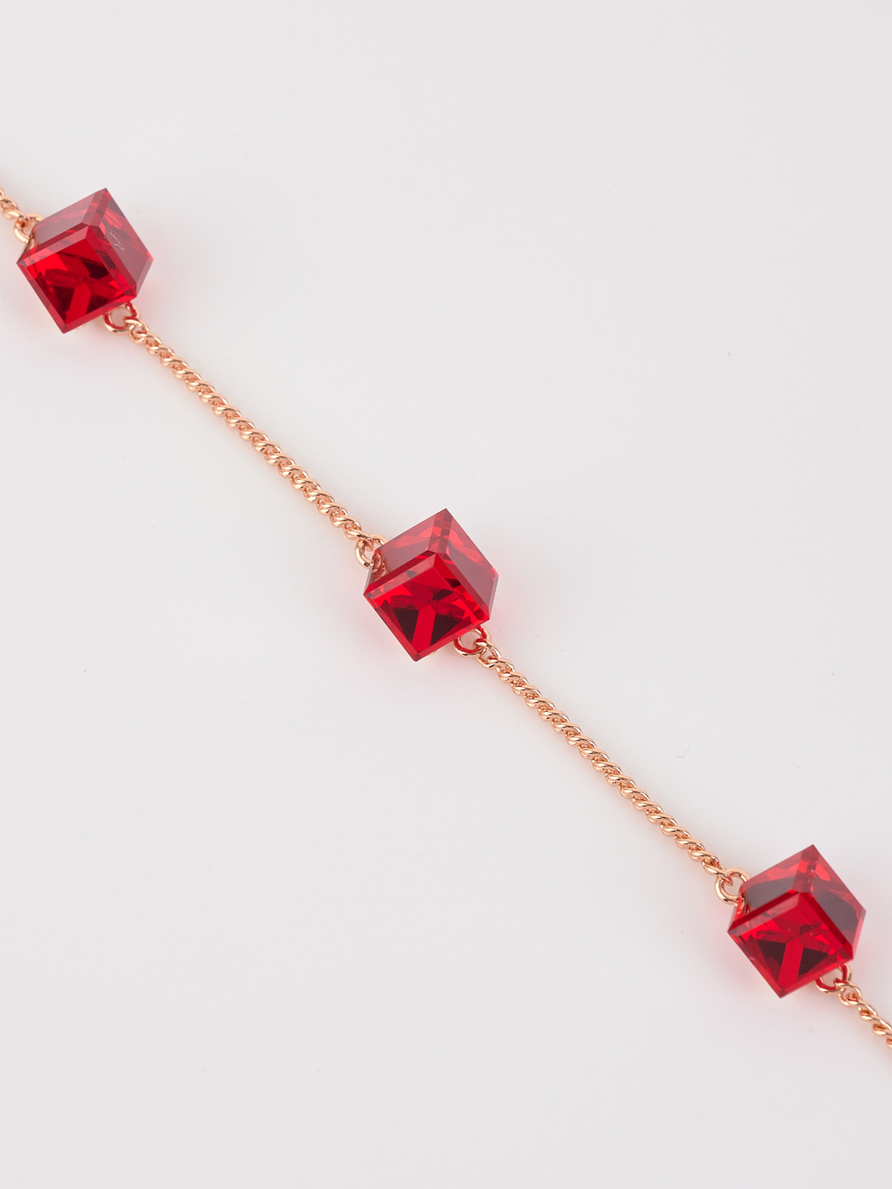 Браслет Миражи с красными кристаллами-кубиками Swarovski