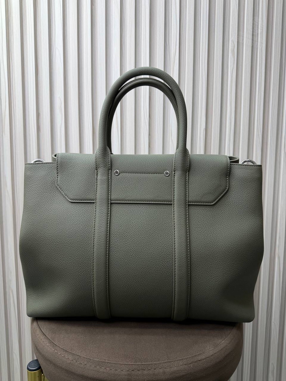 Деловая сумка через плечо Louis Vuitton Georges Tote MM