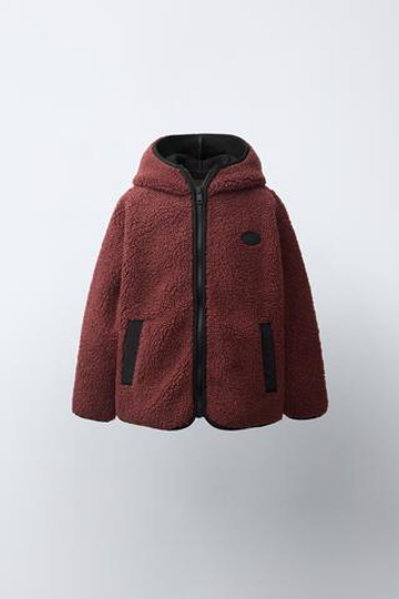 ZARA КУРТКА ИЗ ИСКУССТВЕННОЙ ОВЧИНЫ С КАПЮШОНОМ, КРАСНОВАТЫЙ