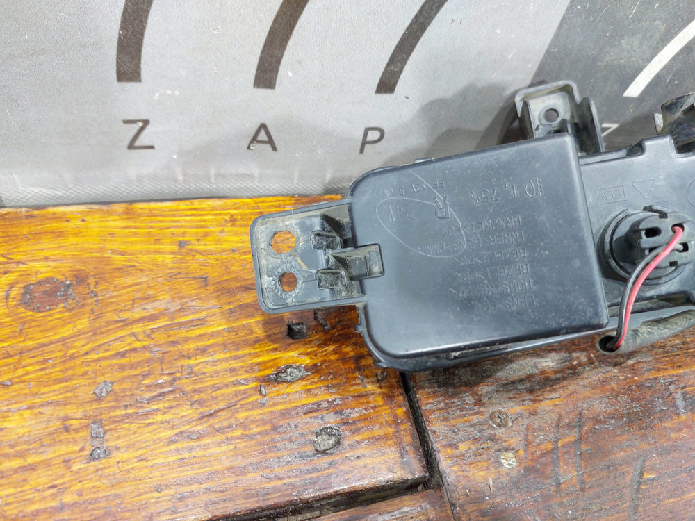 ПТФ передняя правая LED Tank 500 21-нв Б/У Оригинал 4116200XKV3AA