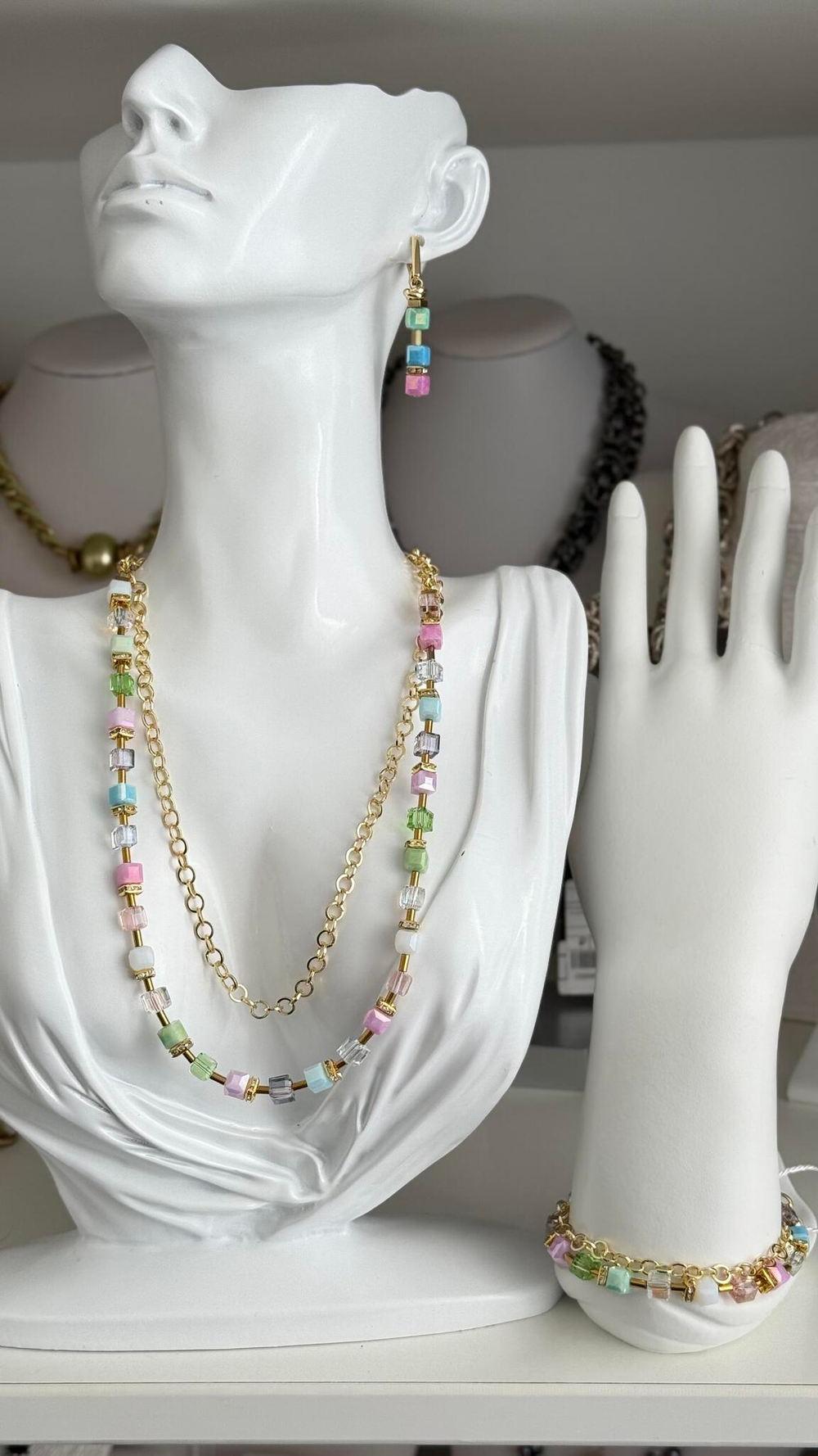 Колье двойное из микса кубиков Swarovski и цепочки ролло, оттенок золото