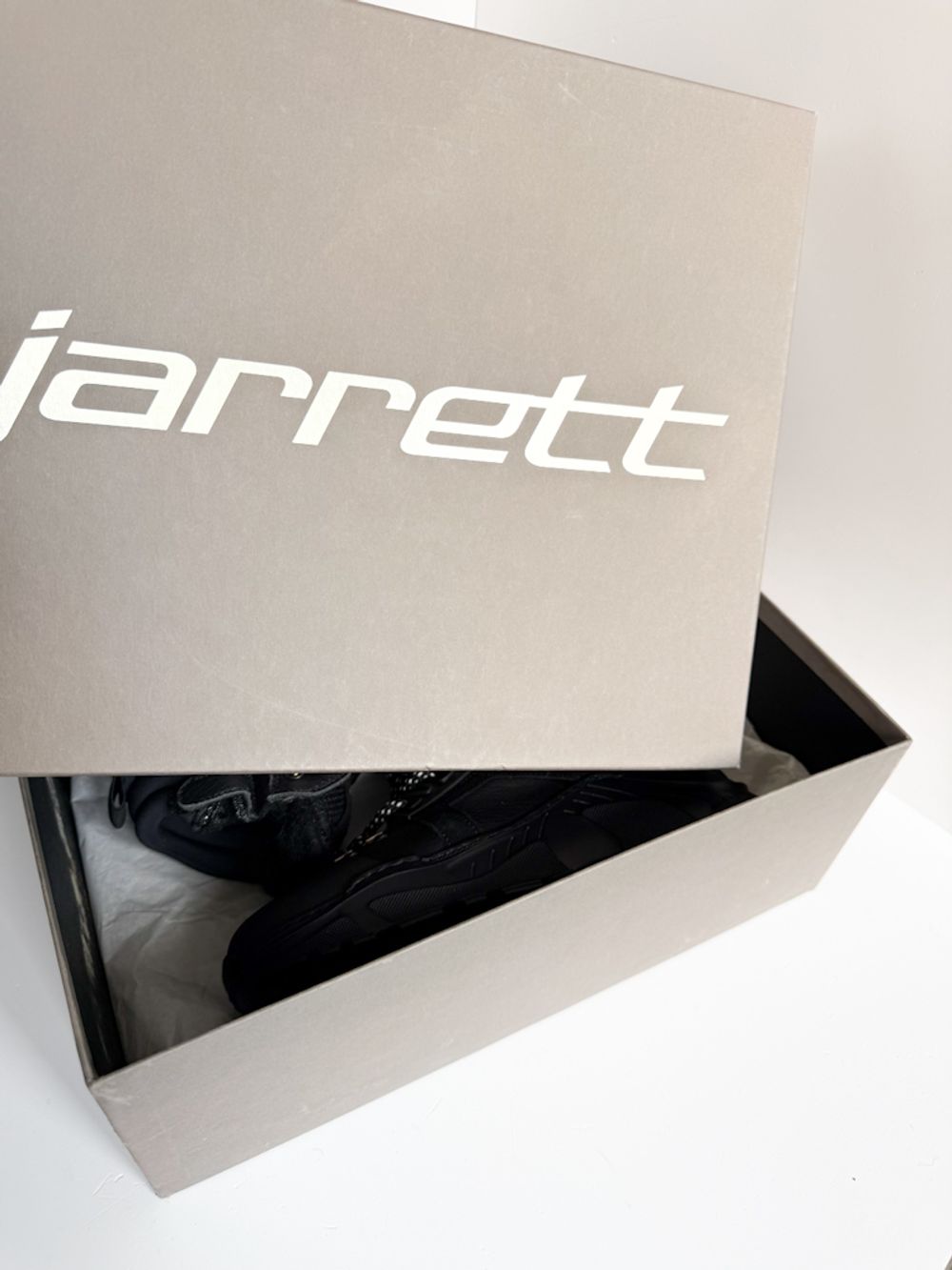 Новые кожаные ботинки Jarrett, 32