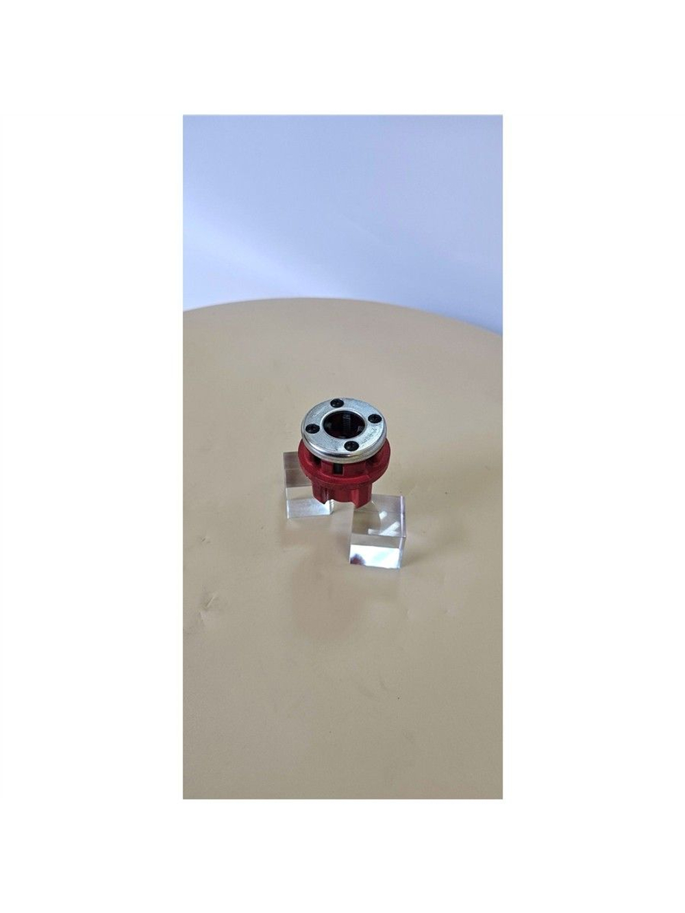 Клуппы трубные набор 4 клуппов трубных 1/2"-1 1/4" BSPT с трещоткой