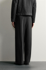 БРЮКИ RELAXED FIT СО СКЛАДКАМИ — ZARA · 5070/801