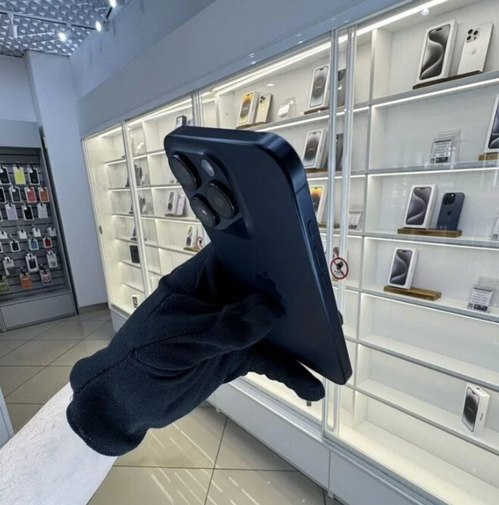 iPhone 15 Pro, 256 ГБ б/у