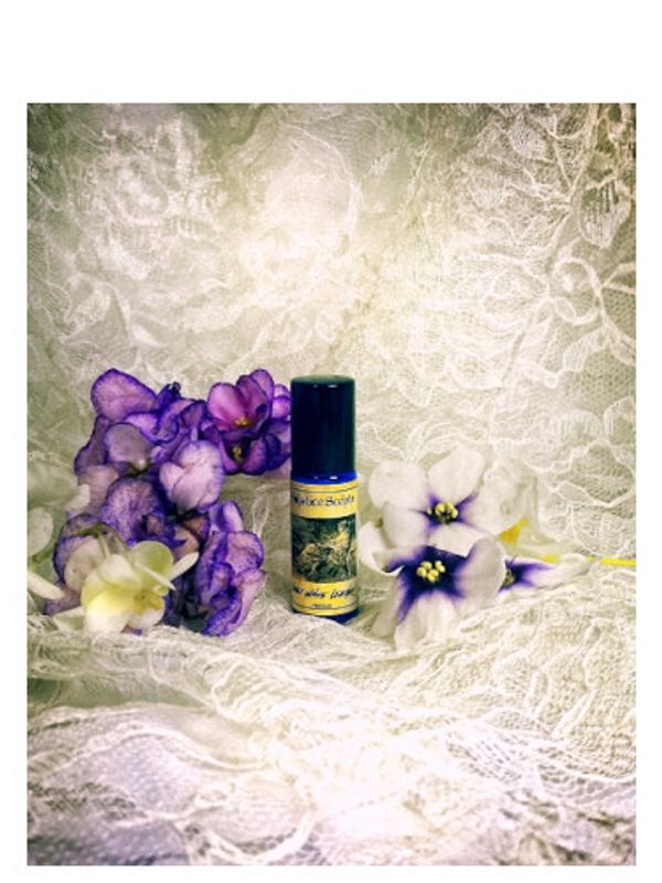 Solstice Scents Violet White Leather