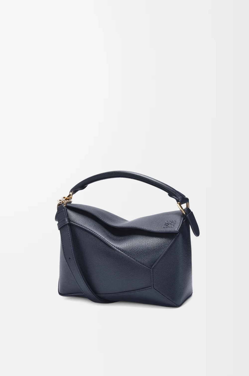 Loewe Маленькая сумка Puzzle Edge из мягкой зернистой телячьей кожи, темно-синий