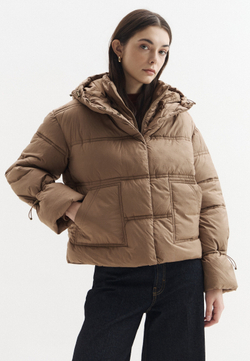 Куртка  женская  GUESS