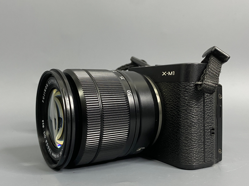 FujiFilm X-M1 Kit XC 16-50mm F3.5-5.6 OIS Black